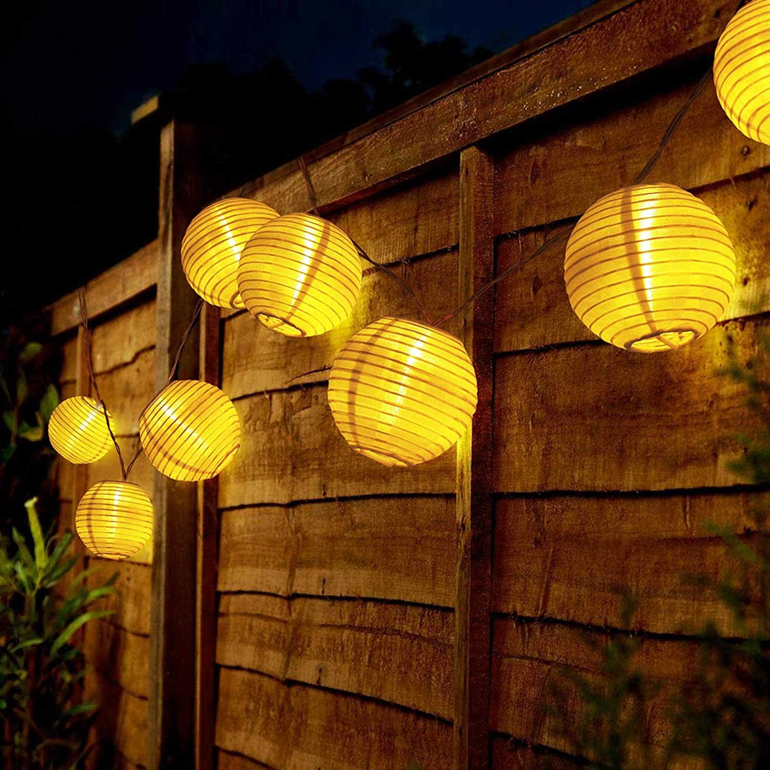 Lanterne étanche chaîne solair - Halo Outdoor Lighting avis et prix