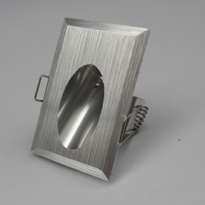 En aluminium moderne LED lumiè - Wired Pathway Light avis et prix